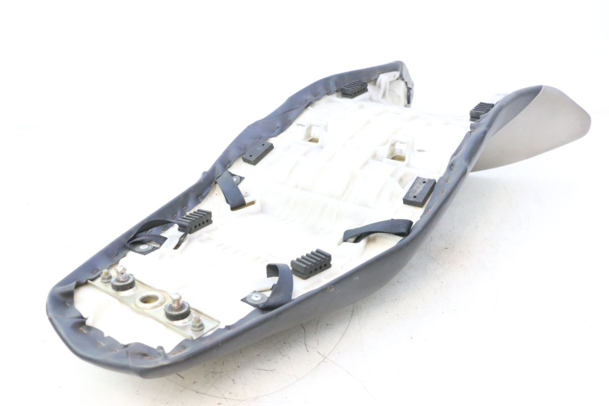 photo de SELLE SUZUKI GSR 600 (2005 - 2012) - Détail de la pièce