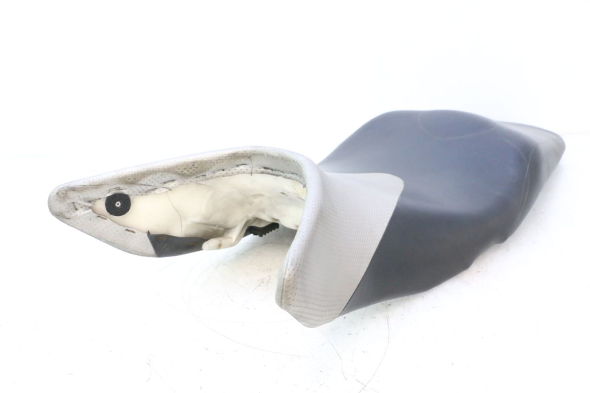 photo de SELLE SUZUKI GSR 600 (2005 - 2012) - Inspection visuelle
