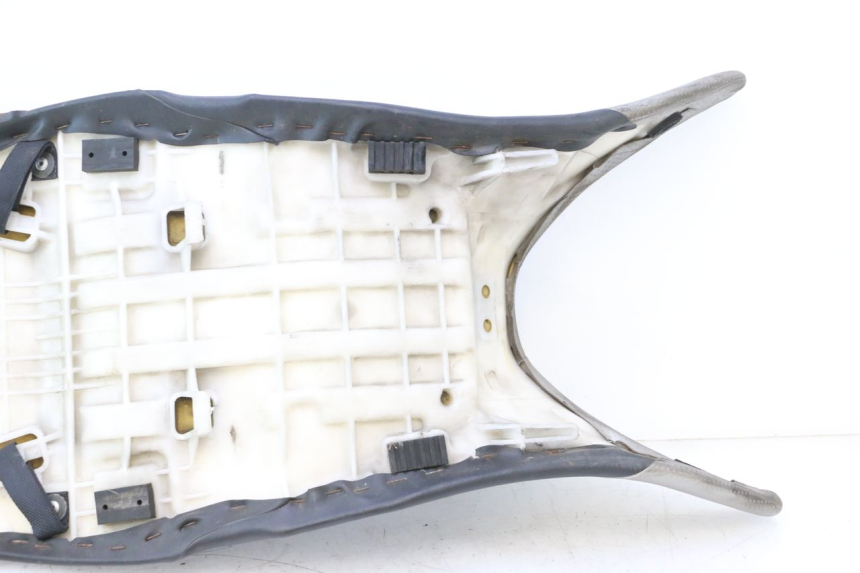 photo de SELLE SUZUKI GSR 600 (2005 - 2012) - État de surface