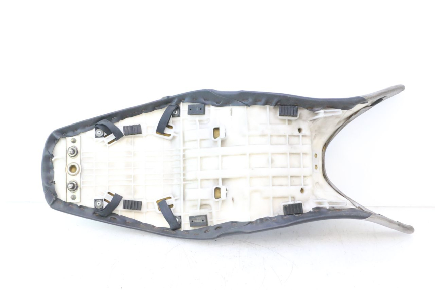 photo de SELLE SUZUKI GSR 600 (2005 - 2012) - Marquages et références
