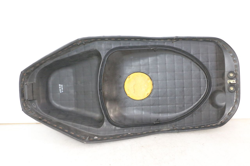 photo de SELLE DAELIM HISTORY 125 (2001 - 2002) - Inspection visuelle