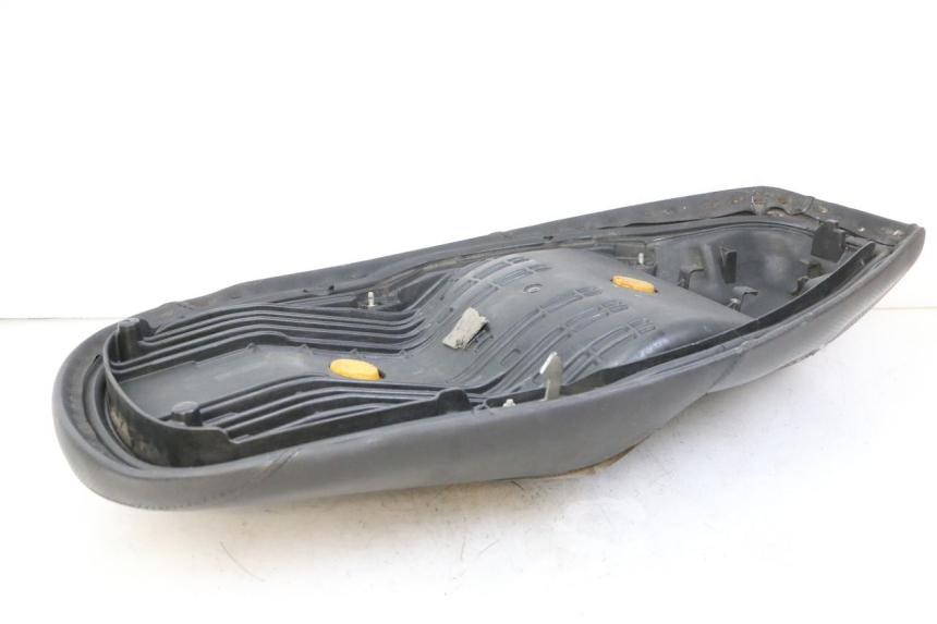 photo de SELLE HONDA FES S-WING SWING ABS 125 (2007 - 2015) - Vue produit