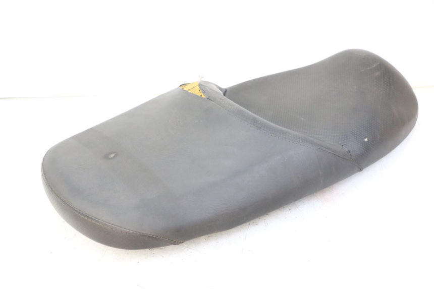 photo de SELLE HONDA FES S-WING SWING ABS 125 (2007 - 2015) - Zoom état d’usage