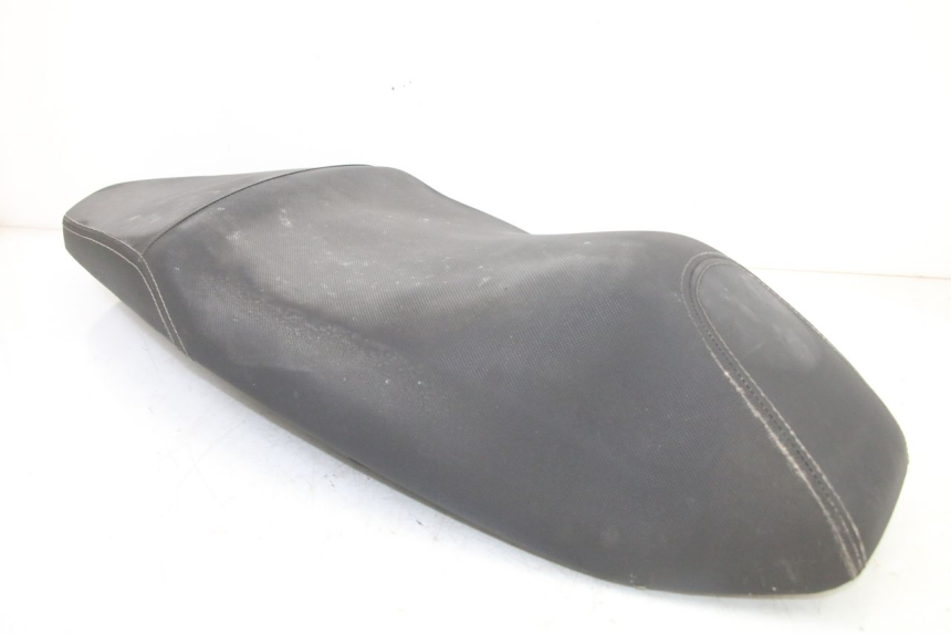 photo de SELLE HONDA PCX (JF57/JF64) 125 (2014 - 2018) - Gros plan technique