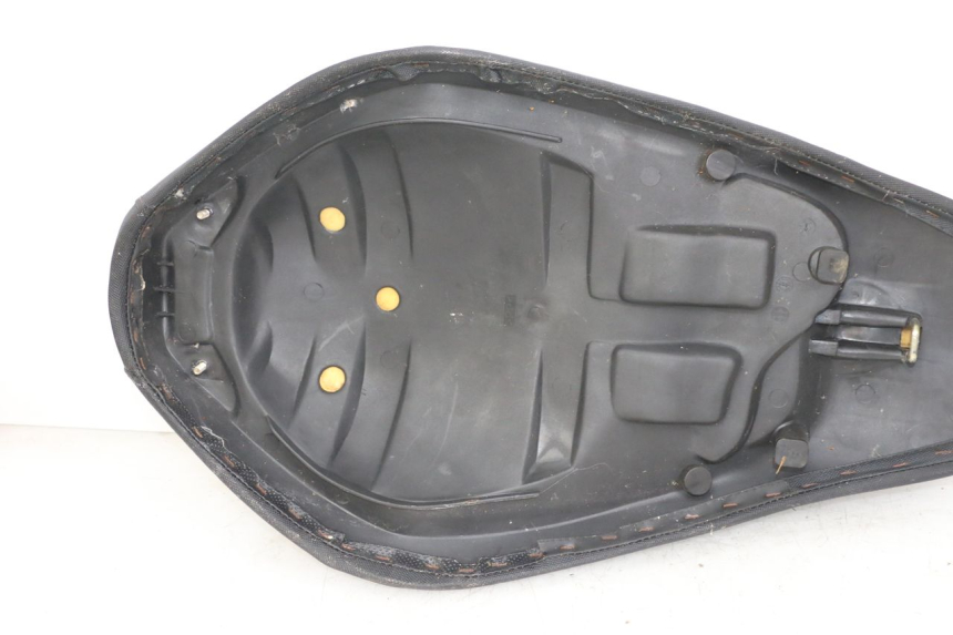 photo de SELLE KEEWAY HURRICANE 50 (2006 - 2019) - Points de fixation