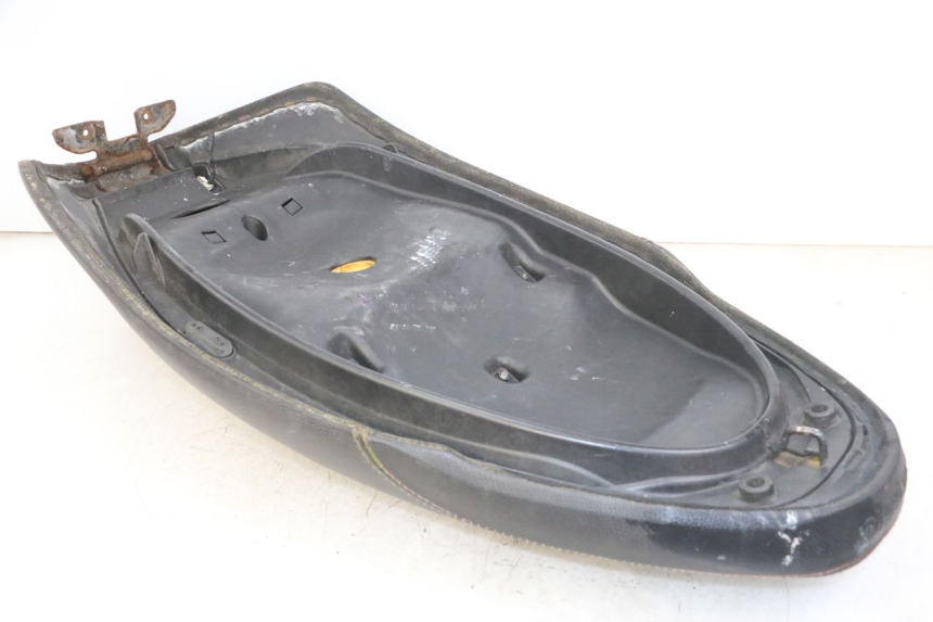 photo de SELLE PIAGGIO IE MP3 YOURBAN 300 (2011 - 2016) - État de surface