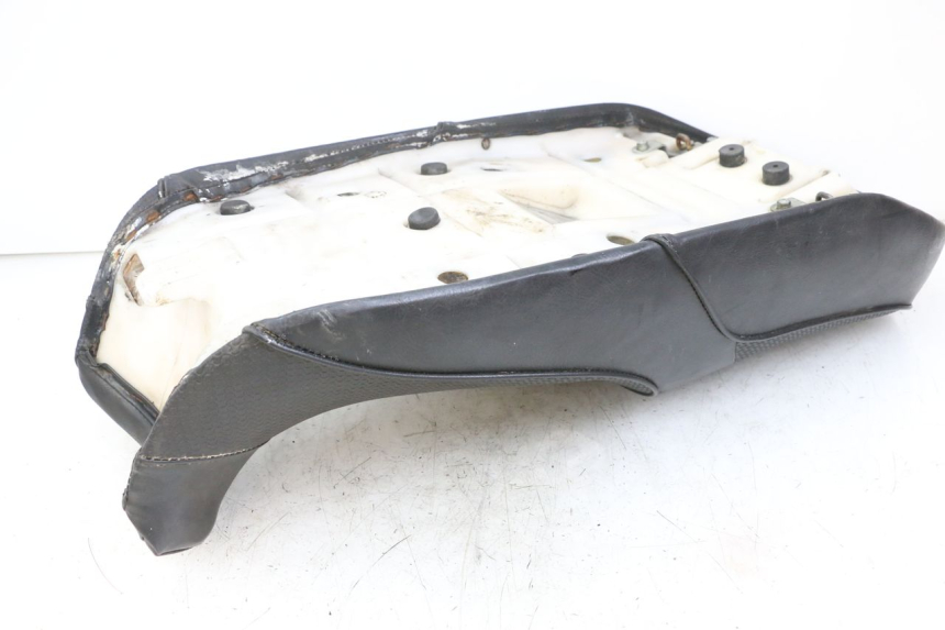 photo de SELLE KAWASAKI GTR 1000 (1994 - 2004) - Zoom état d’usage