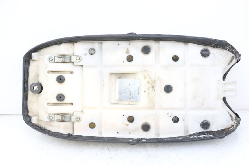 photo de SELLE KAWASAKI GTR 1000 (1994 - 2004) - Vue d’ensemble