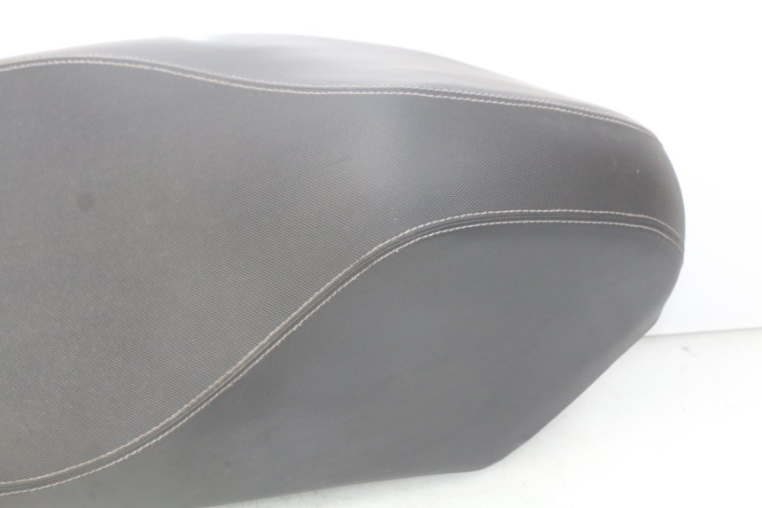 photo de SELLE PEUGEOT KISBEE 2T 50 (2010 - 2017) - Inspection visuelle