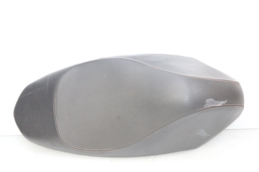 photo de SELLE PEUGEOT KISBEE 2T 50 (2010 - 2017) - Vue principale