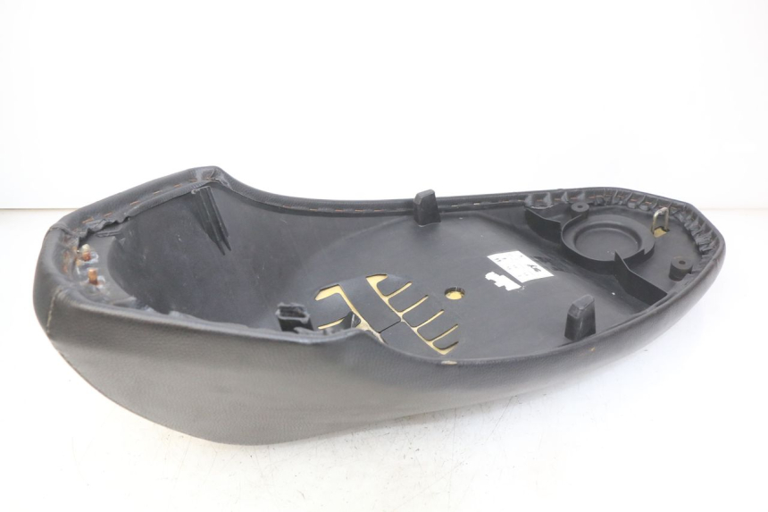 photo de SELLE PEUGEOT KISBEE 2T 50 (2010 - 2017) - Vue produit