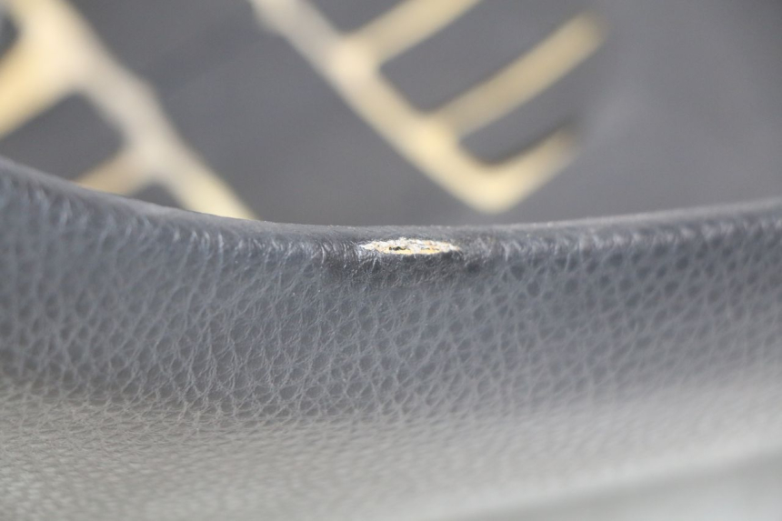 photo de SELLE PEUGEOT KISBEE 2T 50 (2010 - 2017) - Détails caractéristiques