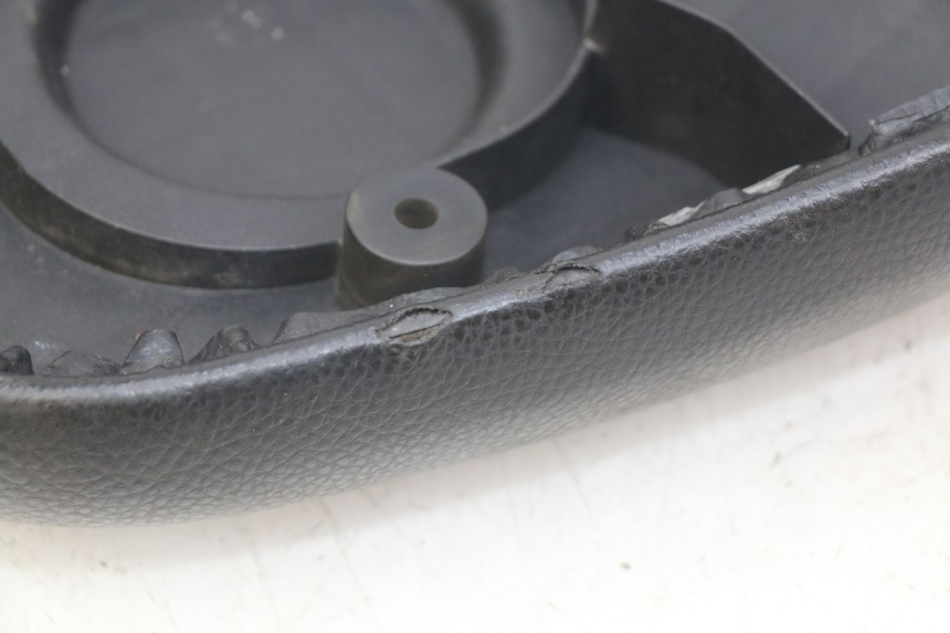 photo de SELLE PEUGEOT KISBEE 2T 50 (2010 - 2017) - Pièce contrôlée