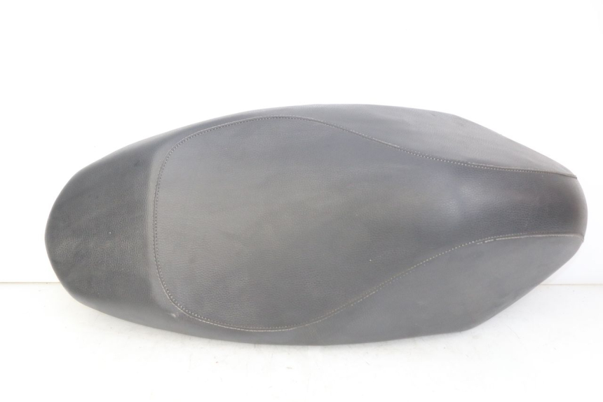 photo de SELLE PEUGEOT KISBEE 2T 50 (2010 - 2017) - Vue principale