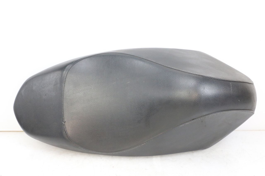 photo de SELLE PEUGEOT KISBEE 2T 50 (2018 - 2022) - Vue principale