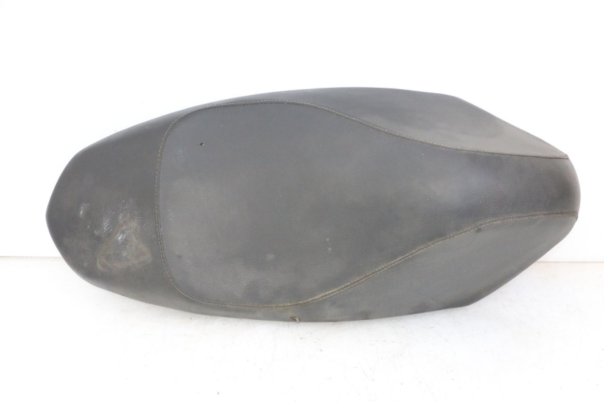 photo de SELLE PEUGEOT KISBEE 2T 50 (2010 - 2017) - Vue principale