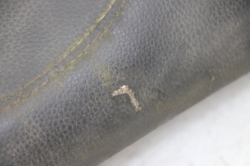 photo de SELLE PEUGEOT KISBEE 2T 50 (2010 - 2017) - Inspection visuelle