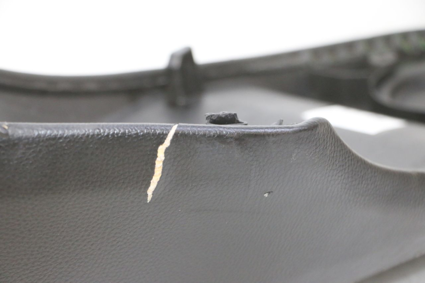 photo de SELLE PEUGEOT KISBEE 2T 50 (2010 - 2017) - Marquages et références