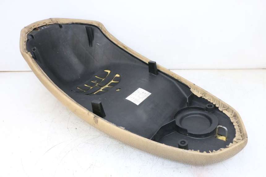 photo de SELLE PEUGEOT KISBEE 2T 50 (2010 - 2017) - Pièce contrôlée