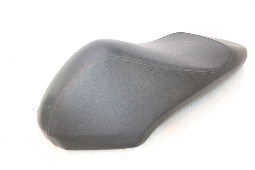 photo de SELLE PEUGEOT KISBEE 2T 50 (2018 - 2022) - Vue produit