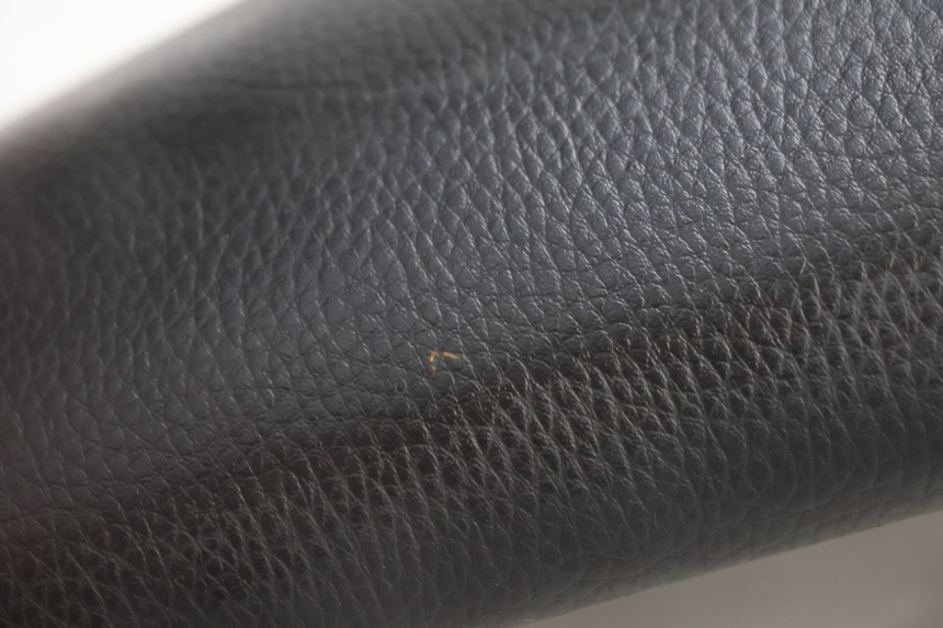 photo de SELLE PEUGEOT KISBEE 2T 50 (2010 - 2017) - Marquages et références
