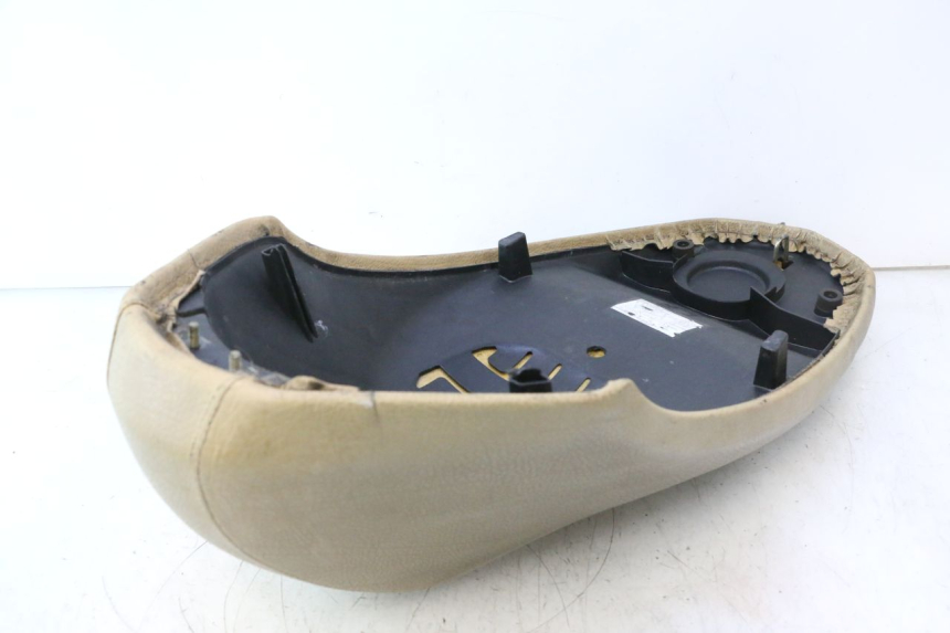 photo de SELLE PEUGEOT KISBEE 2T 50 (2010 - 2017) - Pièce contrôlée