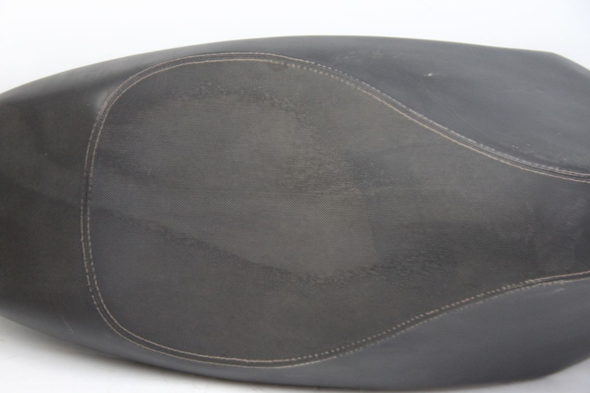 photo de SELLE PEUGEOT KISBEE 4T 50 (2018 - 2022) - Autre angle de vue