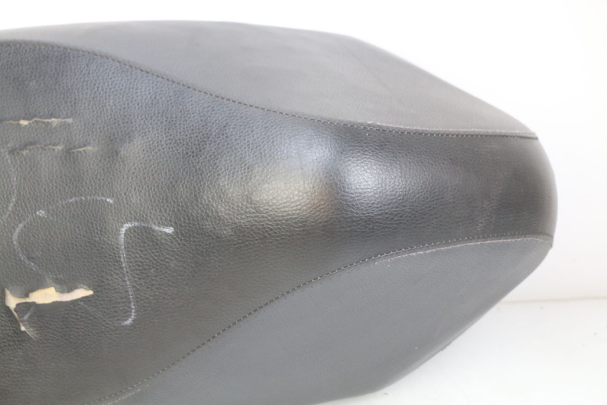 photo de SELLE PEUGEOT KISBEE 4T 50 (2010 - 2017) - Inspection visuelle