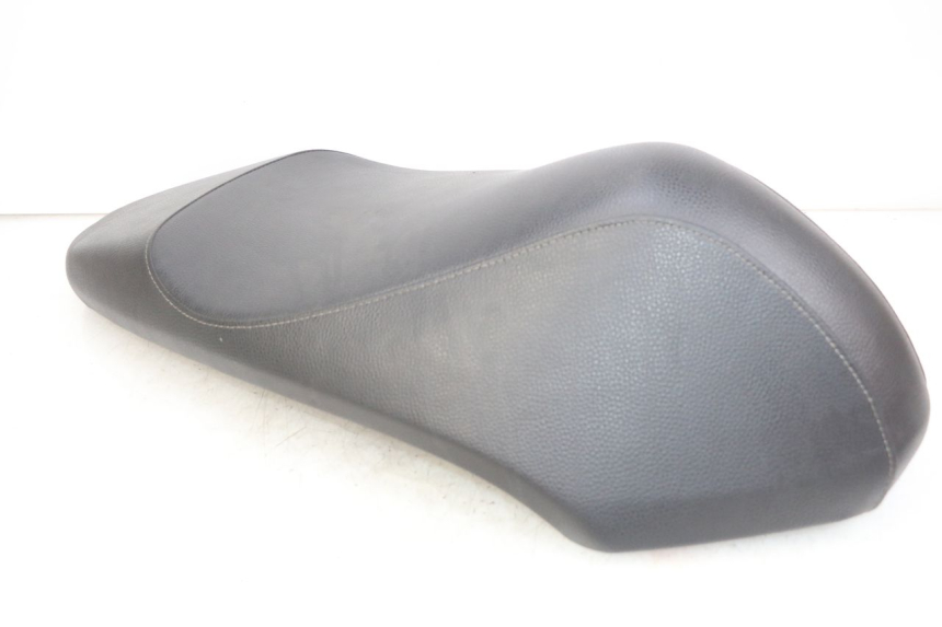 photo de SELLE PEUGEOT KISBEE 4T 50 (2018 - 2022) - Autre angle de vue