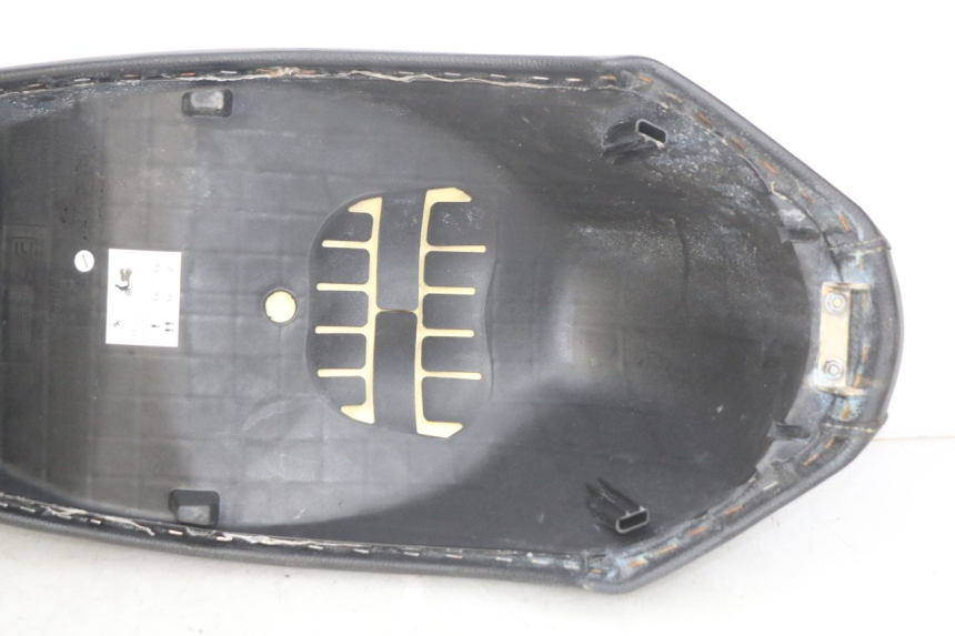 photo de SELLE PEUGEOT KISBEE 4T 50 (2018 - 2022) - Pièce contrôlée