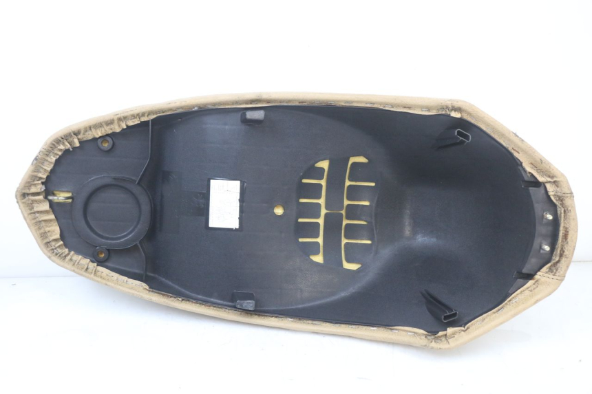 photo de SELLE PEUGEOT KISBEE 4T 50 (2010 - 2017) - Pièce contrôlée