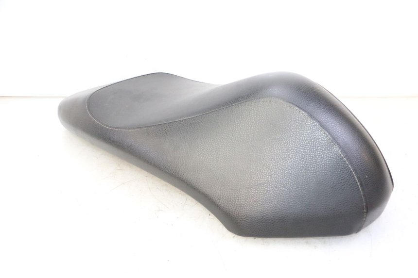 photo de SELLE PEUGEOT KISBEE 4T 50 (2018 - 2022) - Marquages et références