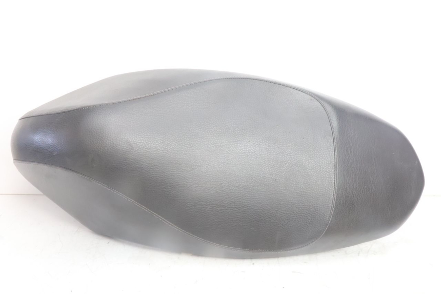 photo de SELLE PEUGEOT KISBEE 4T 50 (2010 - 2017) - Vue principale
