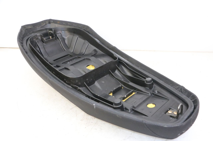 photo de SELLE KYMCO PEOPLE S 125 (2000 - 2008) - Vue d’ensemble