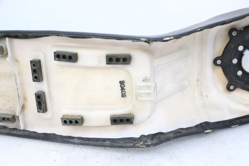 photo de SELLE KYMCO STRYKER OFF ROAD 125 (1999 - 2005) - Zoom composants