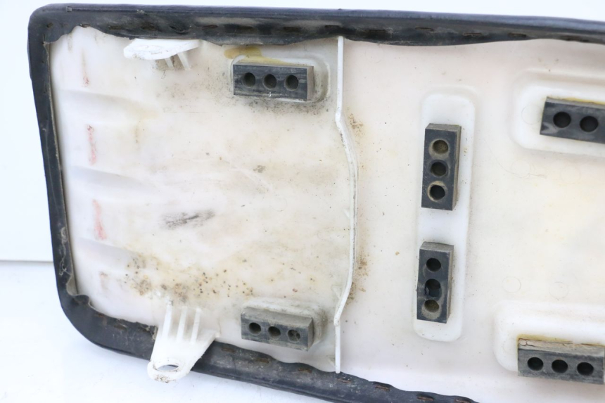 photo de SELLE KYMCO STRYKER OFF ROAD 125 (1999 - 2005) - Vue rapprochée