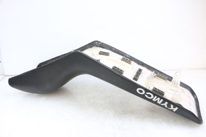 photo de SELLE KYMCO STRYKER OFF ROAD 125 (1999 - 2005) - Autre angle de vue