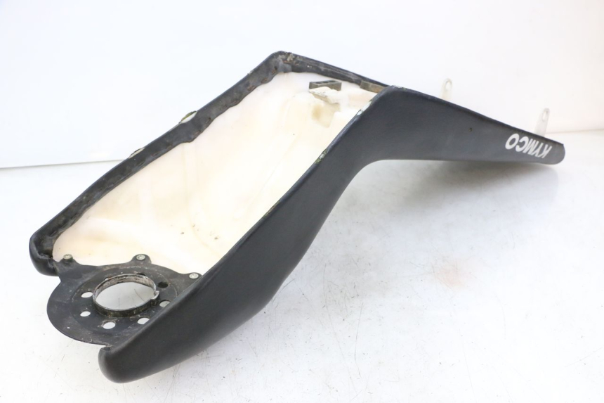 photo de SELLE KYMCO STRYKER OFF ROAD 125 (1999 - 2005) - Gros plan technique