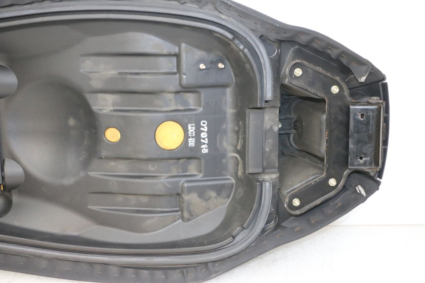 photo de SELLE KYMCO XCITING 500 (2007 - 2010) - Zoom état d’usage