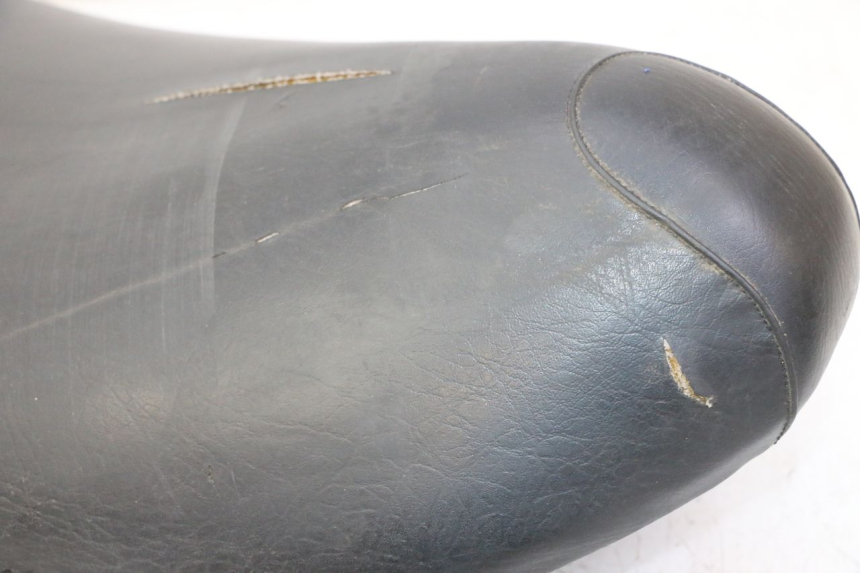 photo de SELLE PIAGGIO LIBERTY 125 (1998 - 2008) - Vue rapprochée