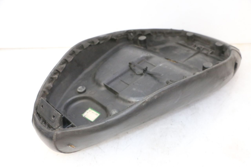 photo de SELLE PIAGGIO LIBERTY 125 (1998 - 2008) - Vue d’ensemble