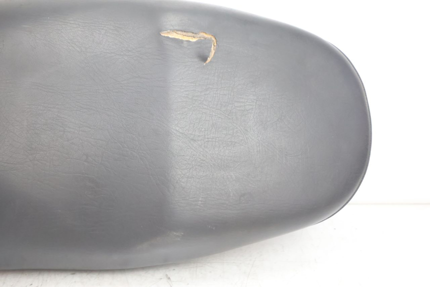 photo de SELLE PIAGGIO LIBERTY 125 (1998 - 2008) - Zoom état d’usage