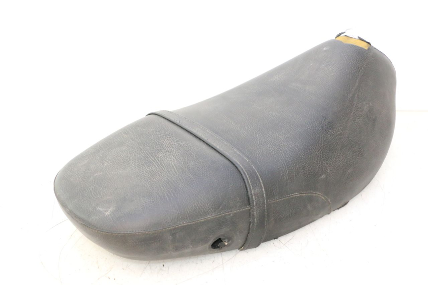 photo de SELLE PIAGGIO LIBERTY 50 (1998 - 2003) - Autre angle de vue