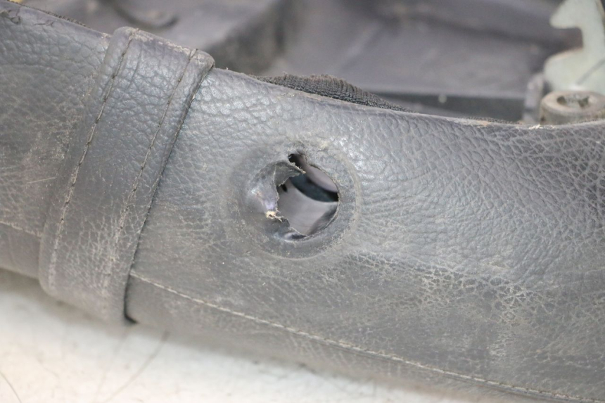 photo de SELLE PIAGGIO LIBERTY 50 (1998 - 2003) - État de surface