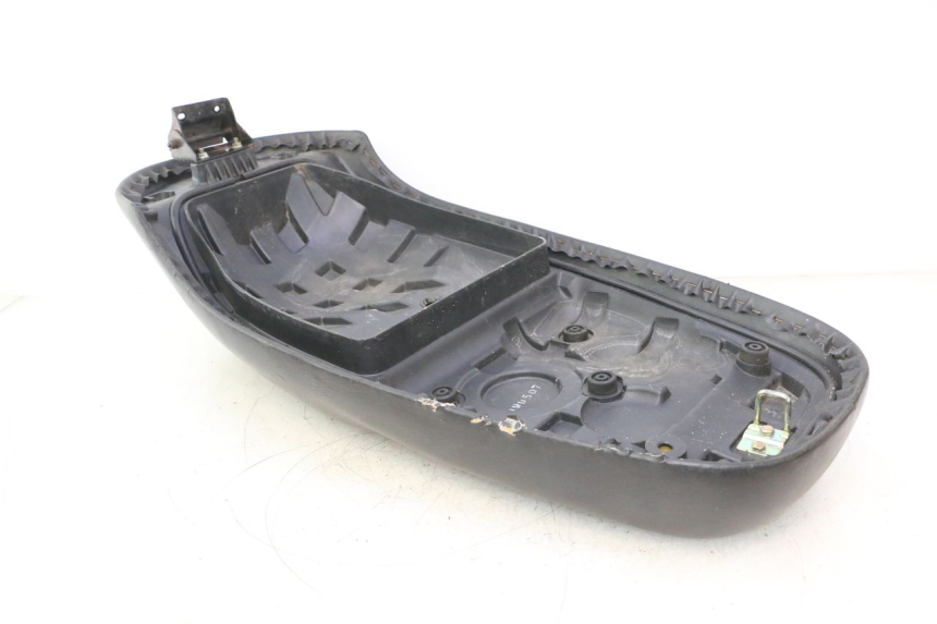 photo de SELLE KYMCO LIKE 125 (2009 - 2016) - Autre angle de vue