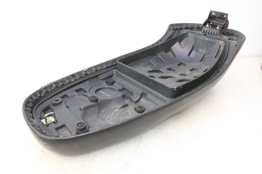 photo de SELLE KYMCO LIKE 125 (2009 - 2016) - État de surface