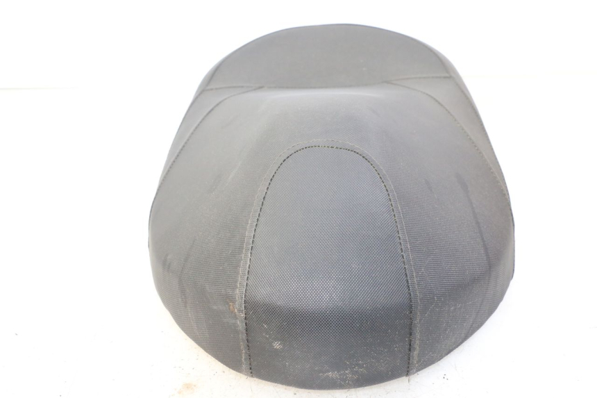 photo de SELLE LONGJIA SHARPY 125 (2020 - 2024) - Gros plan technique