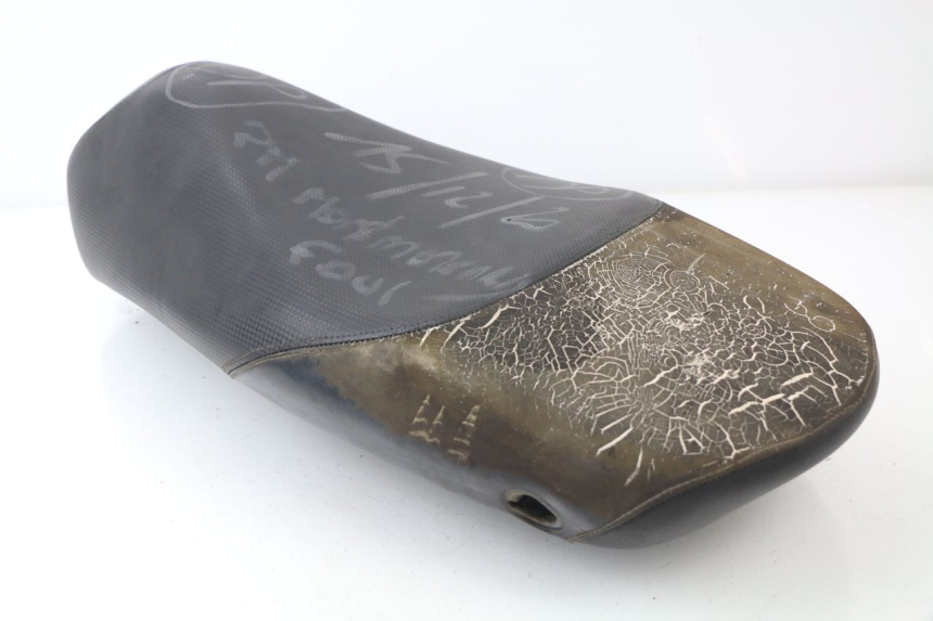 photo de SELLE PEUGEOT LUDIX BLASTER 50 (2006 - 2014) - Vue d’ensemble