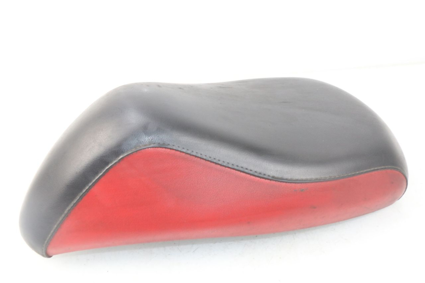 photo de SELLE PEUGEOT LUDIX 50 (2008 - 2017) - État de surface