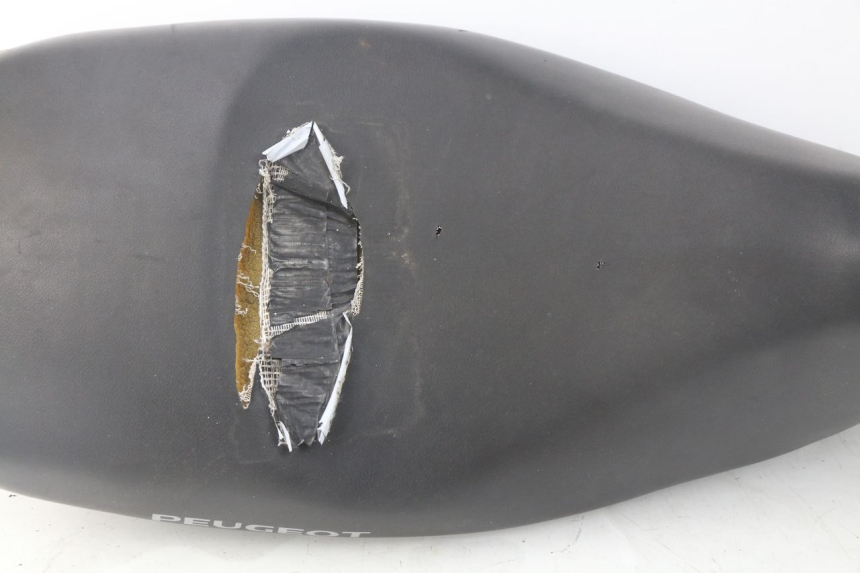 photo de SELLE PEUGEOT LUDIX 50 (2008 - 2017) - Zoom état d’usage